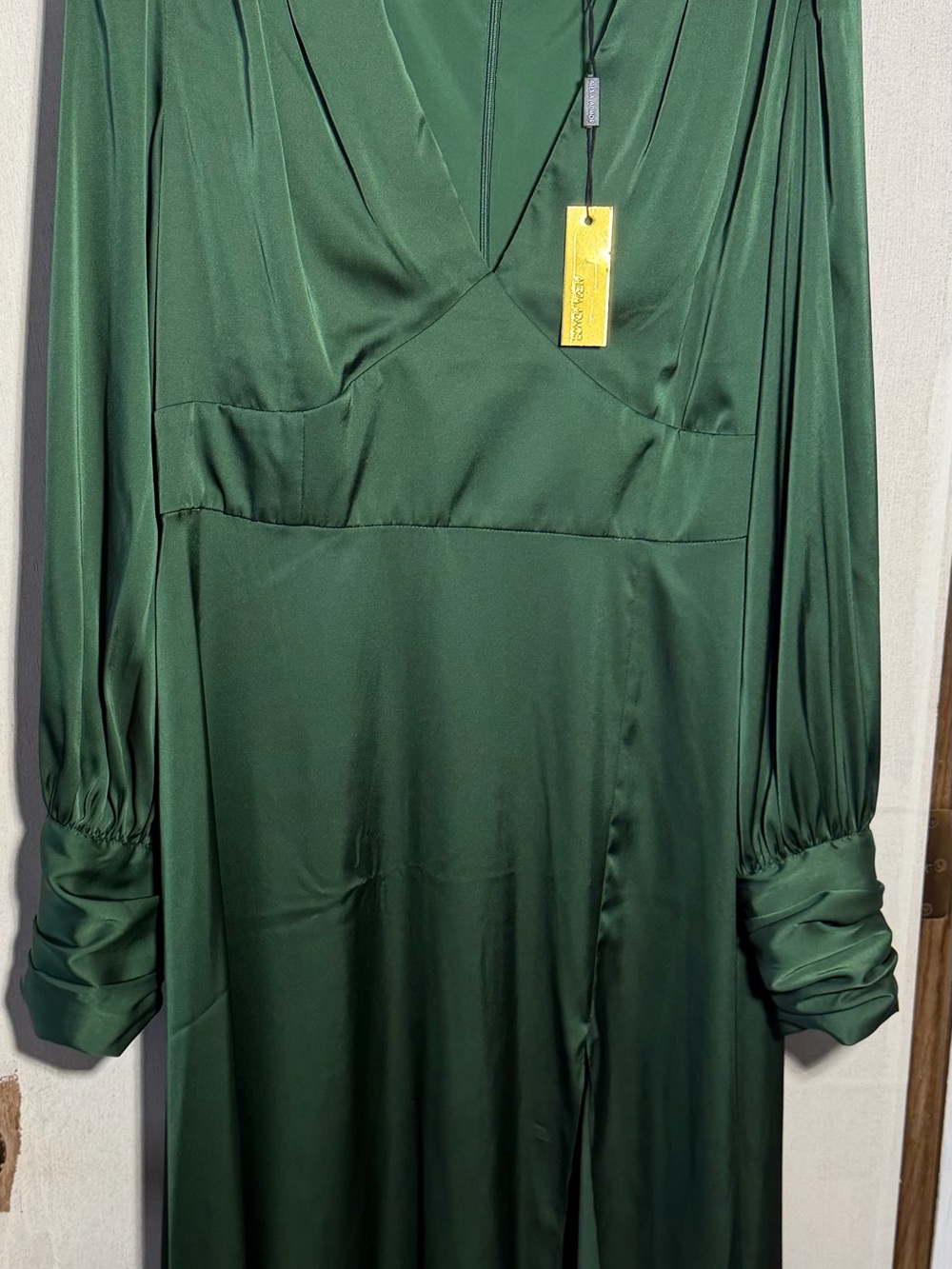 Alexia Admor Deep Emerald Long Sleeve V-Neck Dress